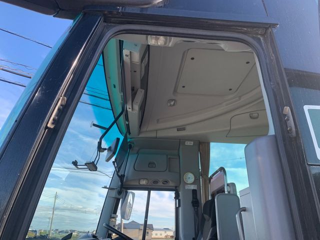 ISUZU GALA 2012 Image 31