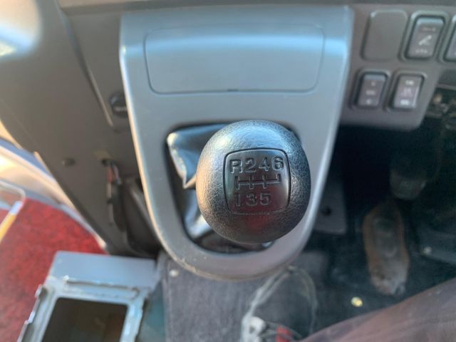 ISUZU GALA 2012 Image 31