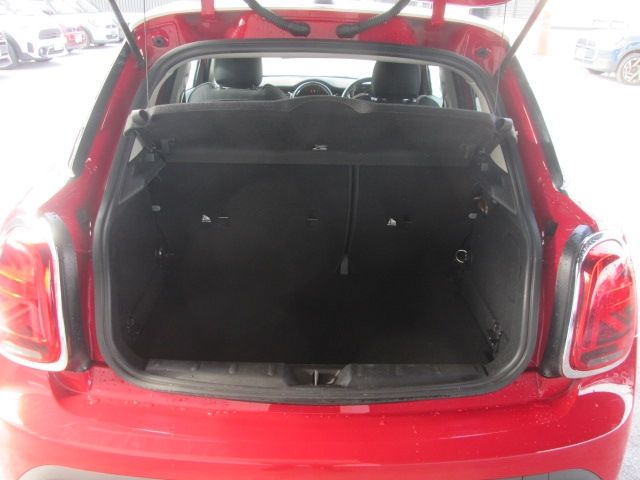 BMW MINI COOPER 5DOOR 2022 Image 31