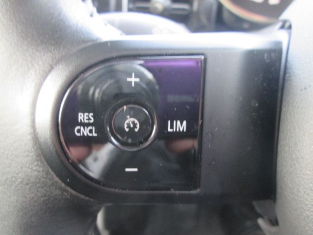 BMW MINI COOPER 5DOOR 2022 Image 31