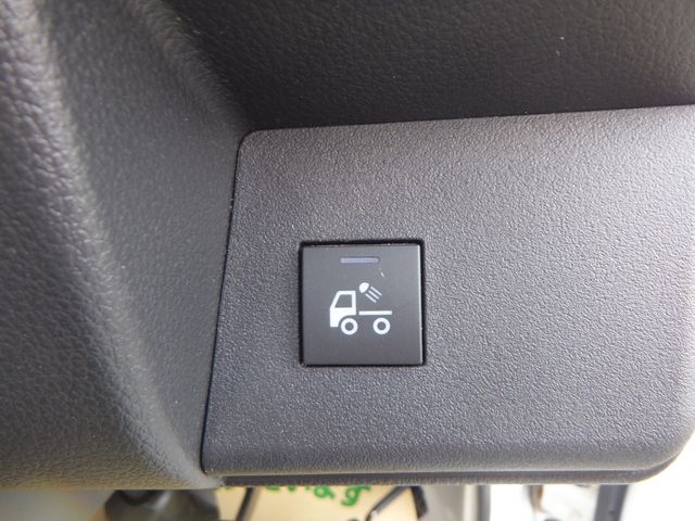 DAIHATSU HIJET TRUCK 4WD 2022 Image 31