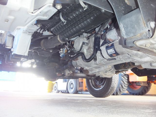 DAIHATSU HIJET TRUCK 4WD 2022 Image 31