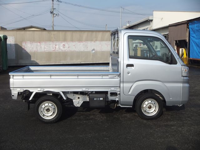 DAIHATSU HIJET TRUCK 4WD 2019 Image 31