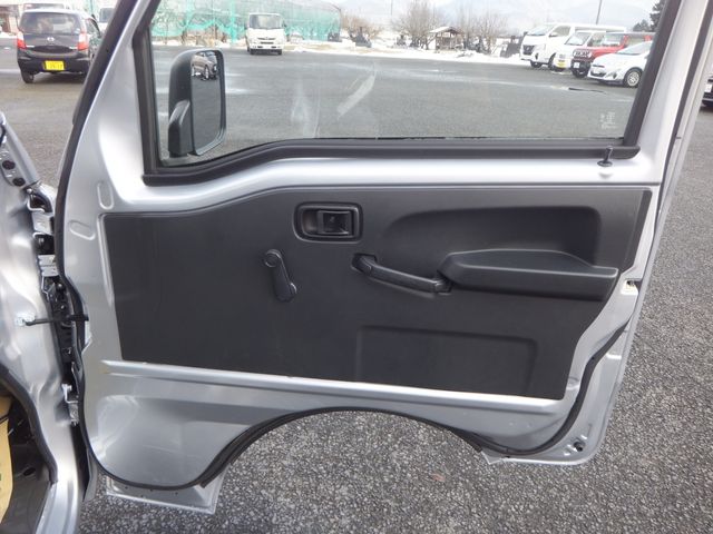 DAIHATSU HIJET TRUCK 4WD 2019 Image 31