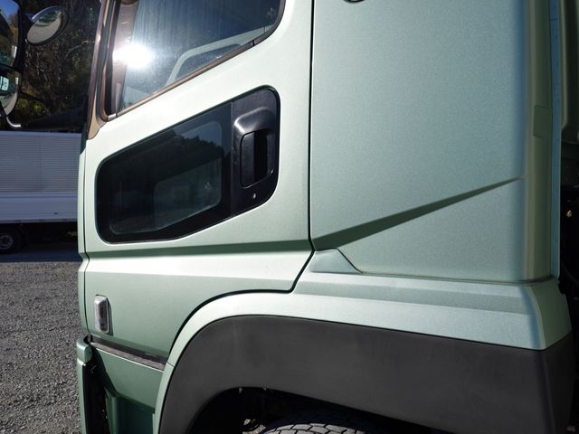 MITSUBISHI FUSOU SUPER GREAT 2014 Image 31