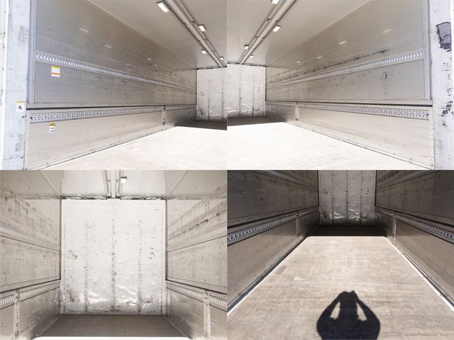 MITSUBISHI FUSOU SUPER GREAT 2014 Image 31