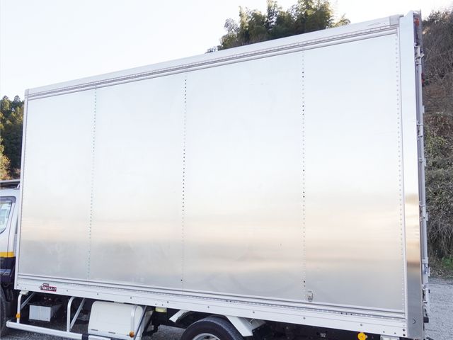 HINO DUTRO 2018 Image 31