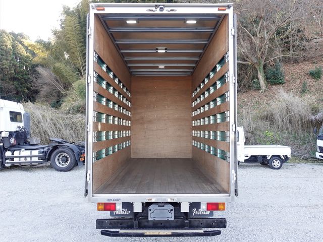 HINO DUTRO 2018 Image 31