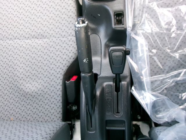 MAZDA SCRUM TRUCK 4WD 2019 Image 31