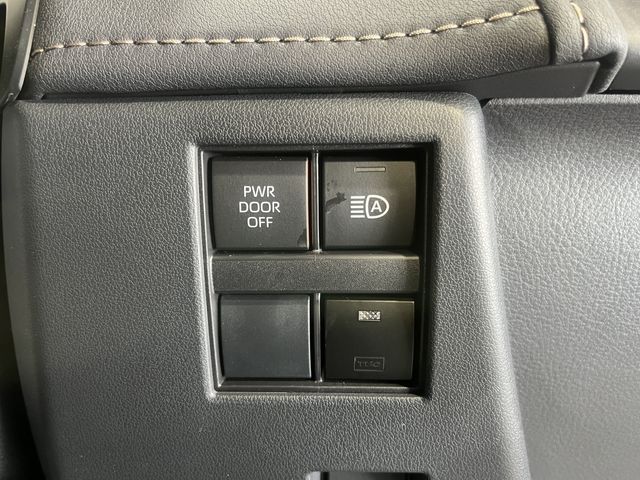 TOYOTA ALPHARD 4WD 2023 Image 31