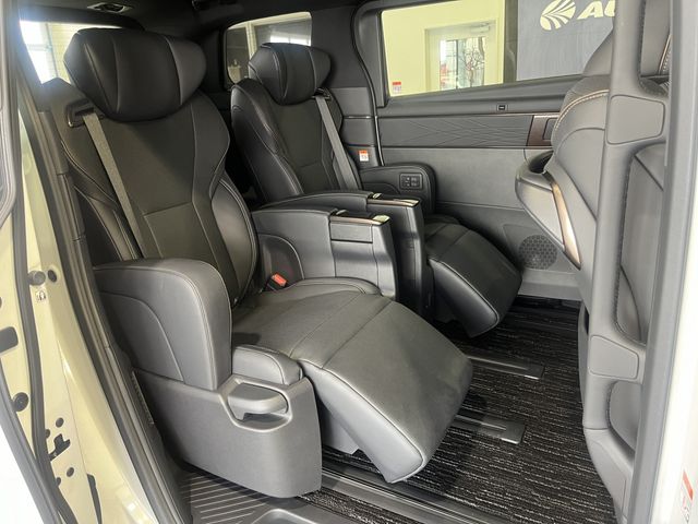 TOYOTA ALPHARD 4WD 2023 Image 31