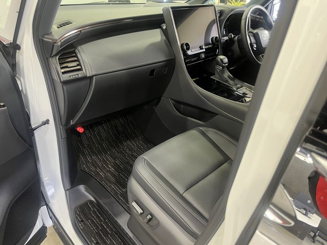 TOYOTA ALPHARD 4WD 2023 Image 31