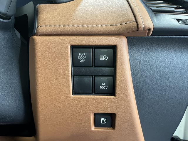 TOYOTA VELLFIRE  HYBRID 4WD 2023 Image 31