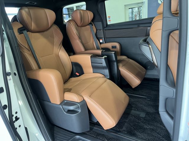 TOYOTA VELLFIRE  HYBRID 4WD 2023 Image 31