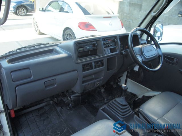 SUBARU SAMBAR TRUCK 4WD 2000 Image 31