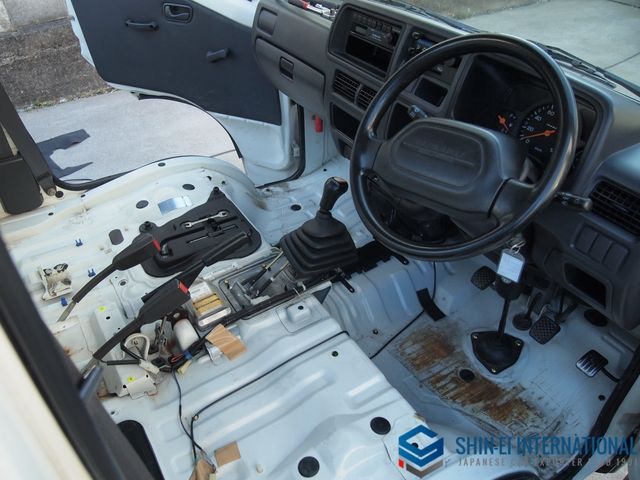 SUBARU SAMBAR TRUCK 4WD 2000 Image 31