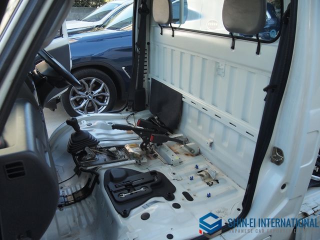 SUBARU SAMBAR TRUCK 4WD 2000 Image 31