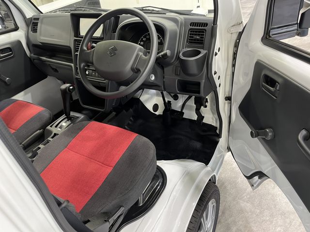 SUZUKI CARRY TRUCK 4WD 2022 Image 31