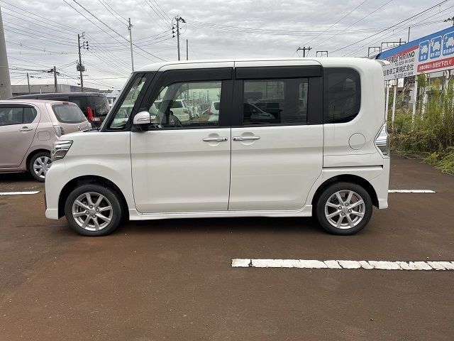 DAIHATSU TANTO CUSTOM 2016 Image 31