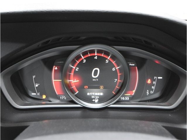 VOLVO V40 2018 Image 31