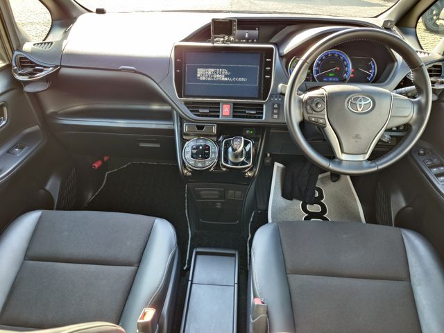 TOYOTA NOAH HYBRID 2016 Image 31