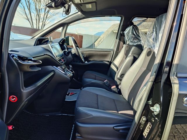 TOYOTA NOAH HYBRID 2016 Image 31