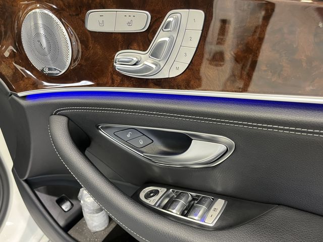 MERCEDES BENZ E CLAS 2017 Image 31