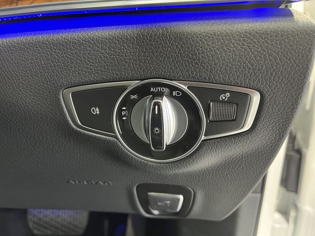 MERCEDES BENZ E CLAS 2017 Image 31