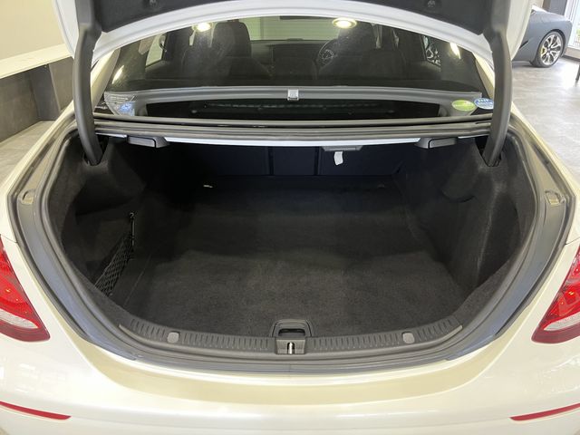 MERCEDES BENZ E CLAS 2017 Image 31