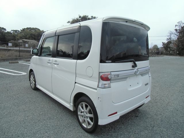DAIHATSU TANTO 2014 Image 31
