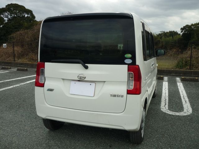 DAIHATSU TANTO 2014 Image 31