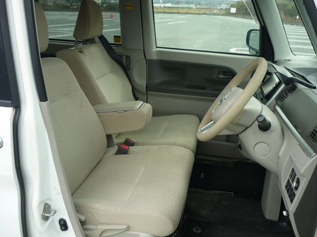 DAIHATSU TANTO 2014 Image 31