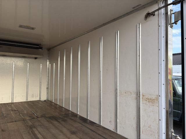 ISUZU ELF 2018 Image 31