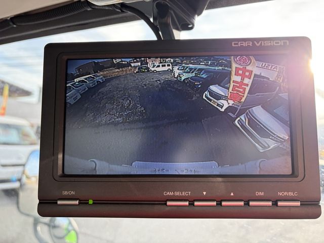 ISUZU ELF 2018 Image 31