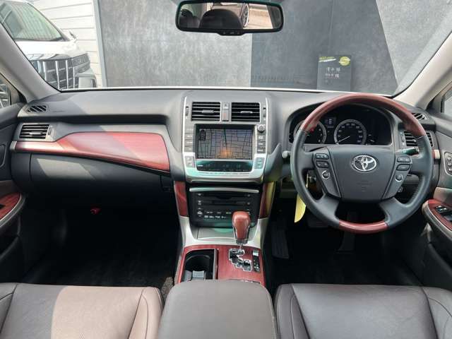 TOYOTA CROWN MAJESTA 2009 Image 31