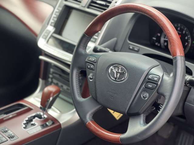 TOYOTA CROWN MAJESTA 2009 Image 31