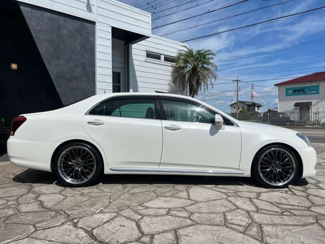 TOYOTA CROWN MAJESTA 2009 Image 31