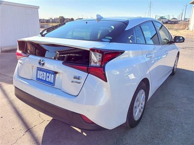 TOYOTA PRIUS 4WD 2021 Image 31