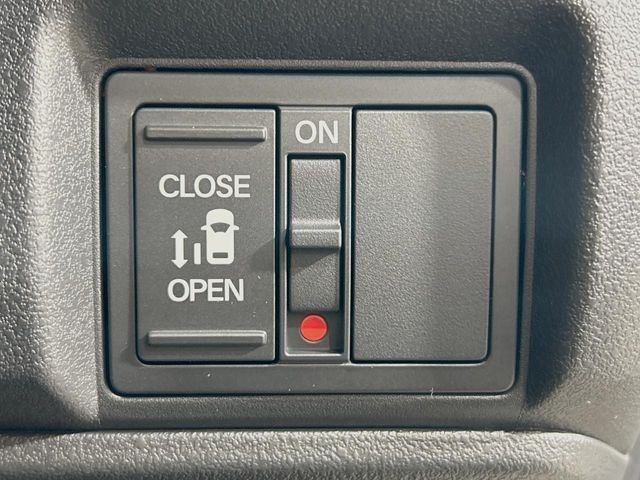 HONDA N BOX CUSTOM 2025 Image 31