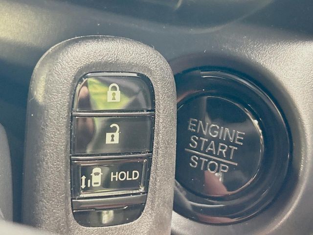 HONDA N BOX CUSTOM 2025 Image 31