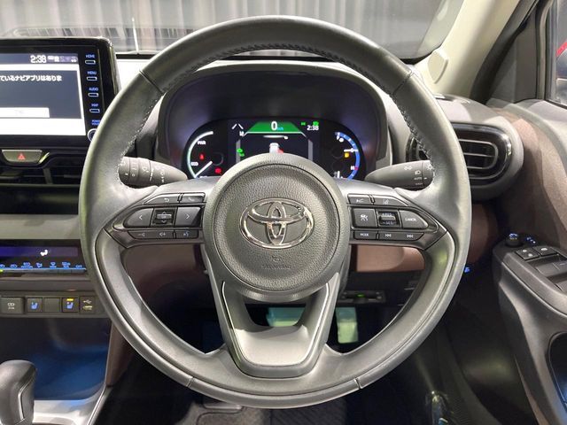 TOYOTA YARIS CROSS HYBRID 2022 Image 31