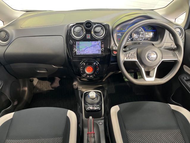 NISSAN NOTE 2017 Image 31