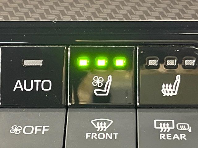 TOYOTA PRIUS 2023 Image 31