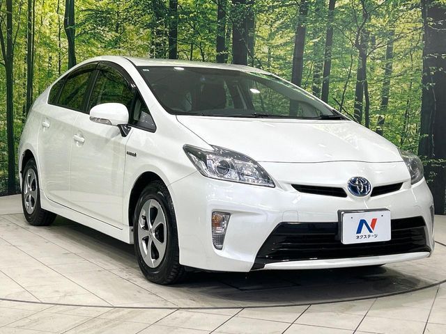 TOYOTA PRIUS 2013 Image 31