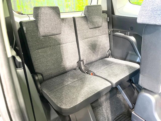 TOYOTA SIENTA HYBRID 2024 Image 31