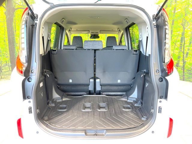 TOYOTA SIENTA HYBRID 2024 Image 31