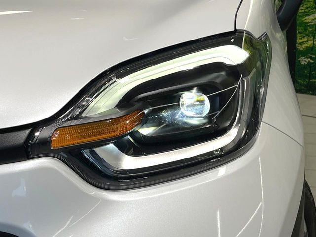 TOYOTA SIENTA HYBRID 2024 Image 31