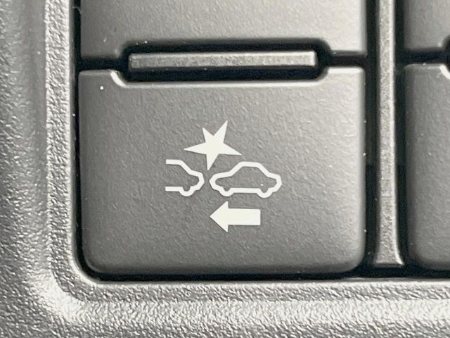 TOYOTA VOXY HYBRID 2020 Image 31