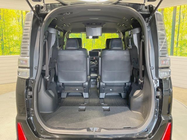 TOYOTA VOXY HYBRID 2020 Image 31