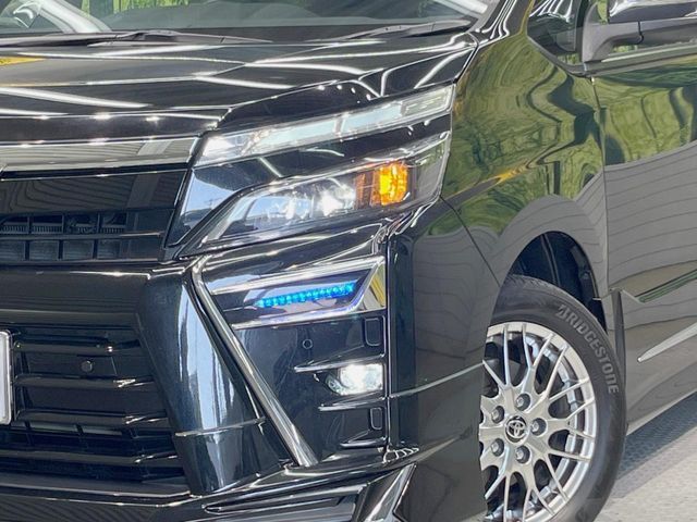 TOYOTA VOXY HYBRID 2020 Image 31